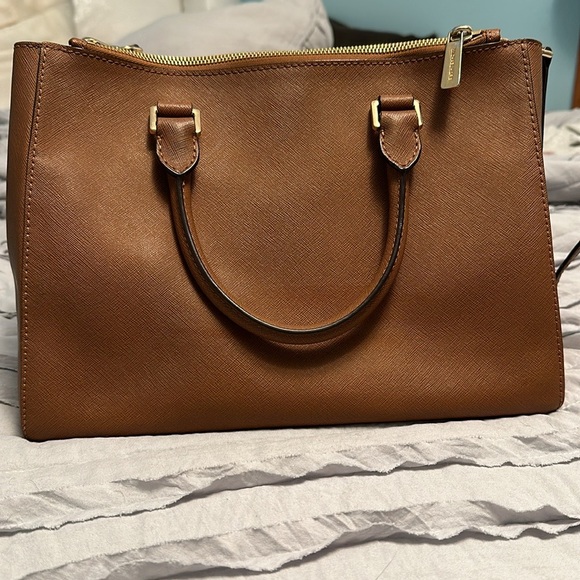 Michael Kors Sutton Satchel - Picture 2 of 3